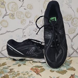BROOKS PURE 3 /PURE AIRFLOW Men's Black and Silver Athletic Shoes SIZE 10.5